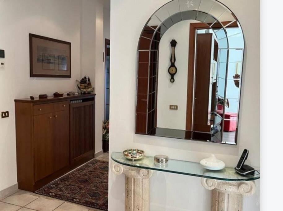 A Casa Di Gianni Apartment กัลลาราเต ภายนอก รูปภาพ