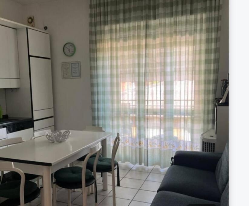 A Casa Di Gianni Apartment กัลลาราเต ภายนอก รูปภาพ